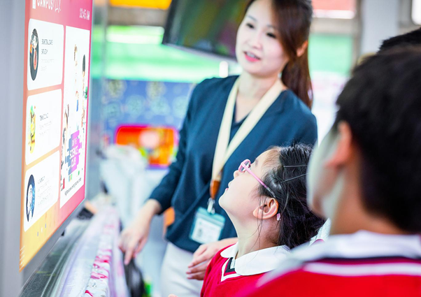 Education Digital Signage: Amazing Tools for Teaching Success